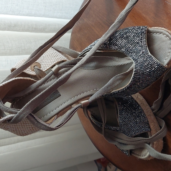 Espadrilles - Picture 4 of 4